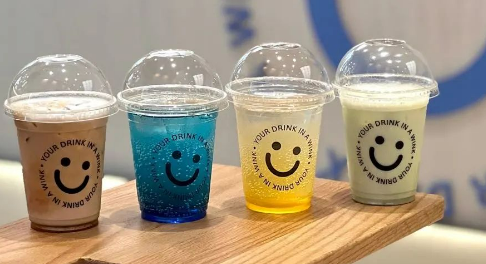 用智能机械手臂制作咖啡尚饮i店24小时AI智能饮吧亮相进博会(图5)