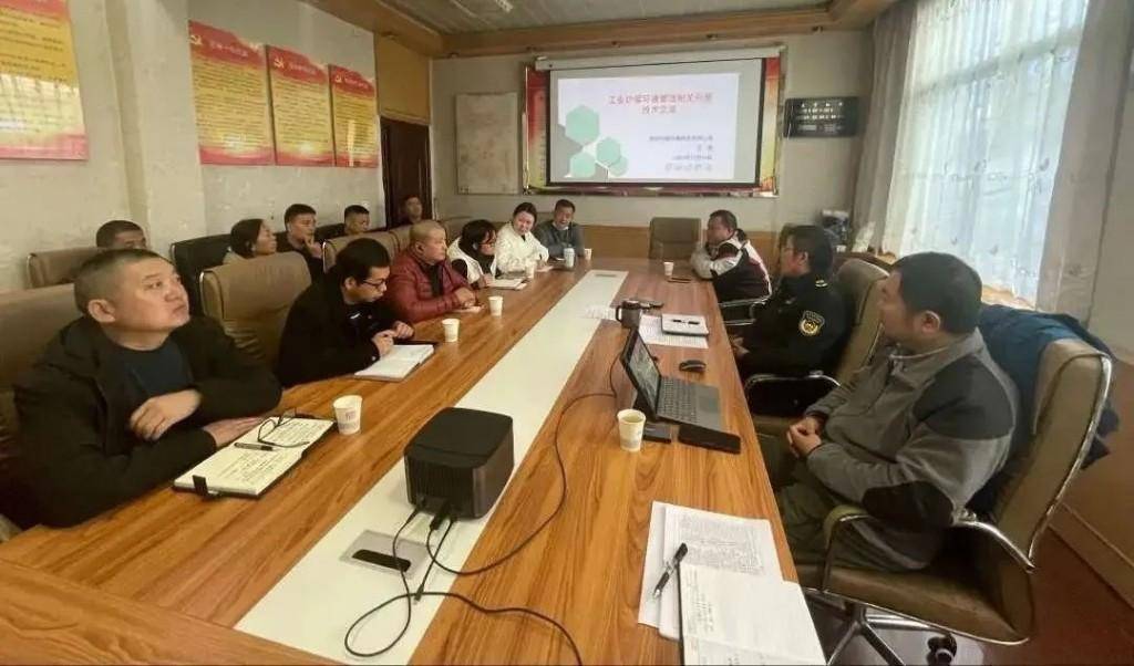 西安生态环保人打好“检查+帮扶”组合拳(图1)