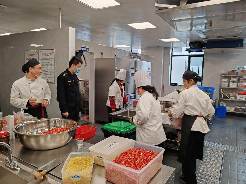 湖南娄底：保障食品安全 助力“湘博会”成功举办(图1)