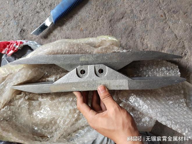 kaiyun耐热钢2Cr13铸件在强度和韧性方面均表现出色(图1)