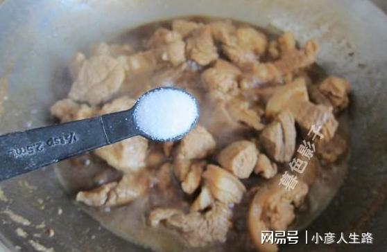 女人必吃这种“碱性食品”嘴巴不臭皮肤秀发逐渐乌黑KAIYUN网页 开云com(图5) 女人必吃这种“碱性食品”嘴巴不臭皮肤秀发逐渐乌黑KAIYUN网页 开云com(图5)