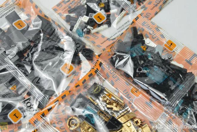 kaiyun网站这用积木拼出的蒸汽朋克动物标本也太酷了!(图32) kaiyun网站这用积木拼出的蒸汽朋克动物标本也太酷了!(图32)