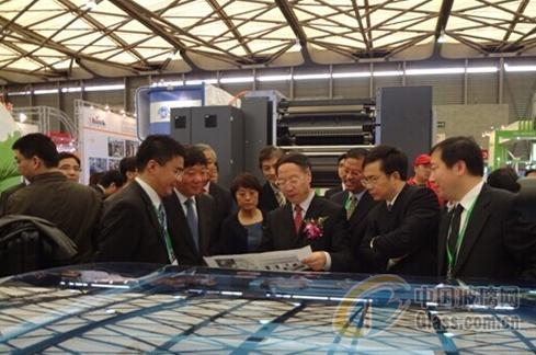 我国喷墨印刷设备明年市场规模将达866亿元(图1) 我国喷墨印刷设备明年市场规模将达866亿元(图1)